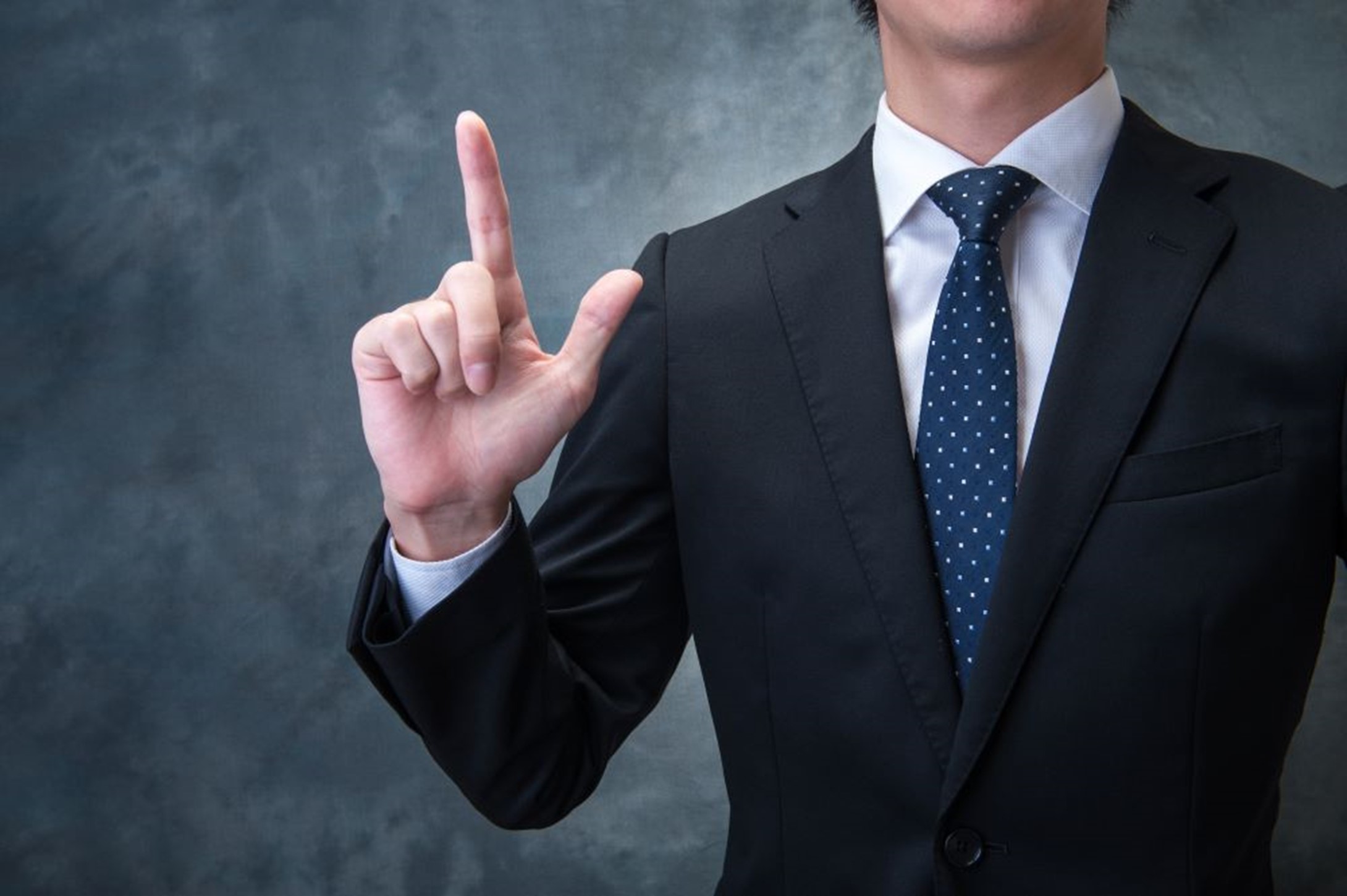 役員報酬の決め方が分かる！手順・金額の決め方・節税のコツを解説